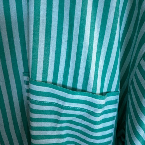 Loft Women’s Long Sleeve Green & White Striped Shirt
NWT
Size L - Picture 5 of 7